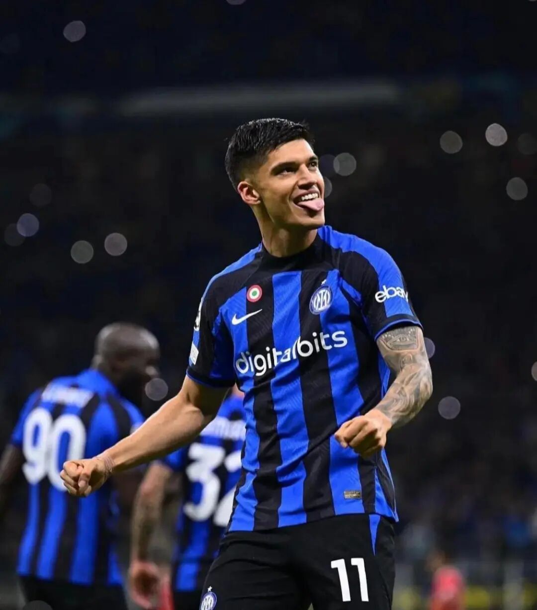 那不勒斯关键时刻主帅复盘，志在西甲名次提升，震撼外界，身体对抗强度拉满(那不勒斯人对马拉多纳)